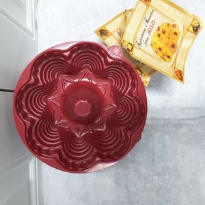 Jello-O mold